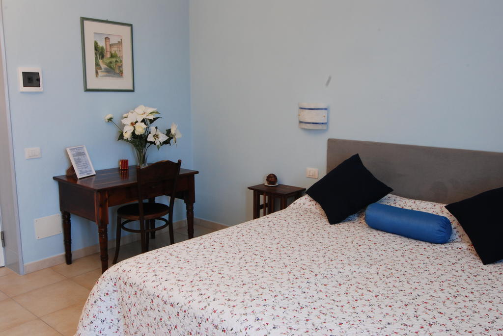 Belcanto B&B Montecerboli Camera foto